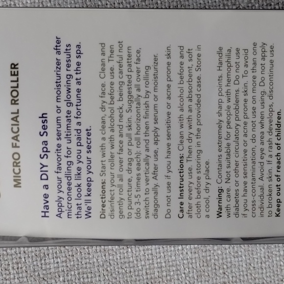 GSQ by Glam squad Micro Facial Roller - Picture 6 of 7